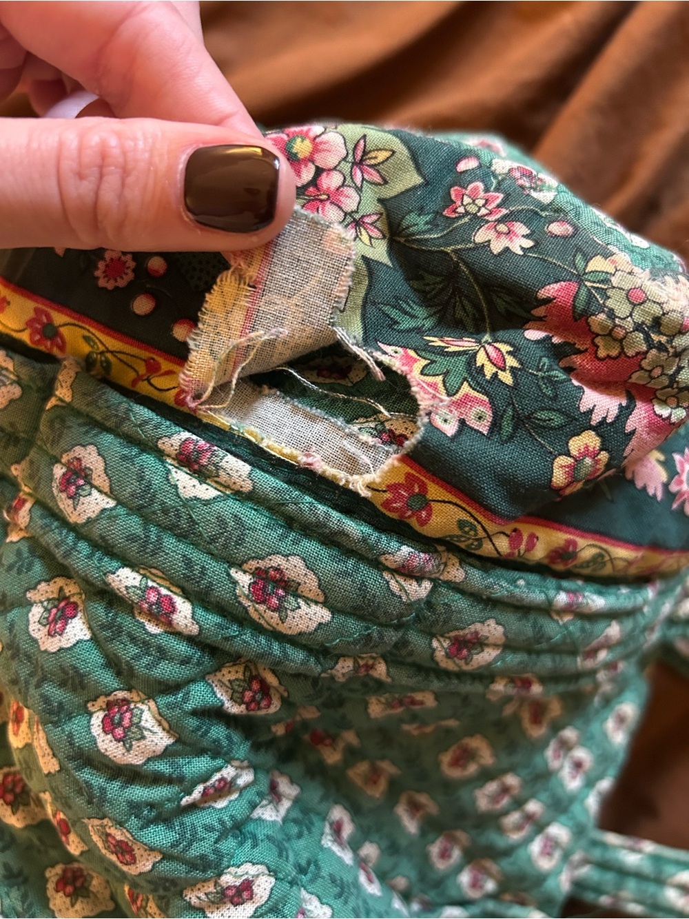Vera Bradley Green Floral Quilted Shoulder Bag - Picture 4 of 7